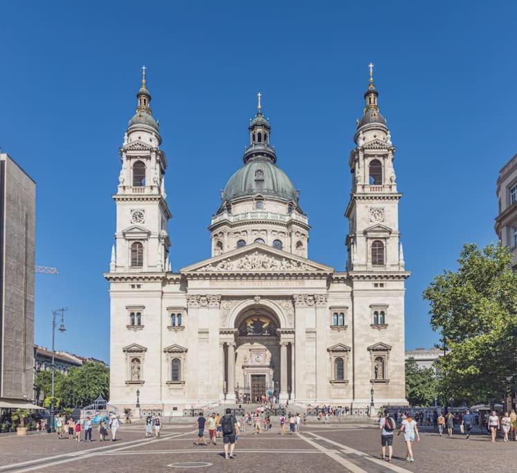 Quiet Rooms In The Bustling City Center Budapest Luaran gambar